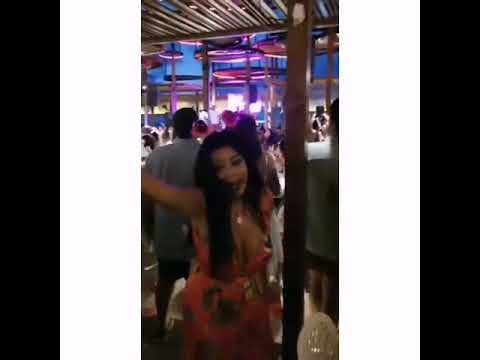 شاهد.. رانيا يوسف تعود للواجهة مجددا بفيديو وهي ترقص في الساحل الشمالي