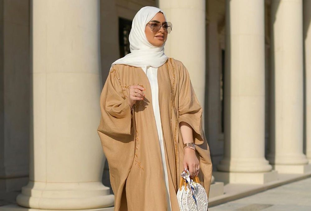 أفكار لتنسيق العبايات المفتوحة من الفاشينيستا