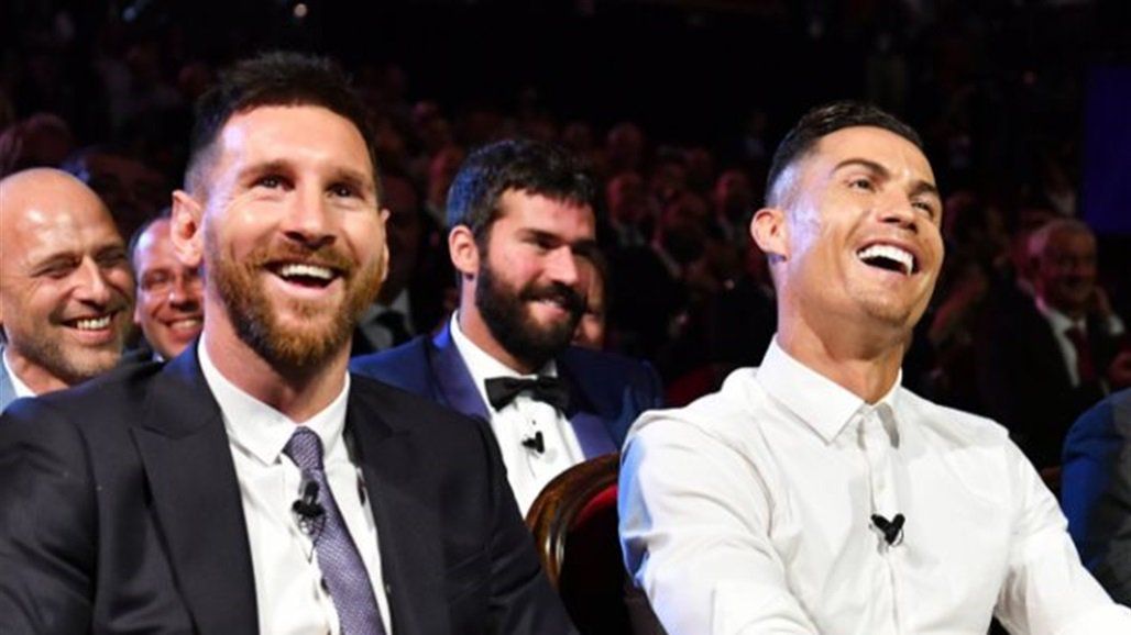 الهوس بنجوم الكرة يجتاح رؤوس العراقيين 'صور'