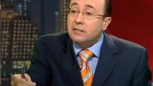 فيصل القاسم يتعرض للإحراج في الاتجاه المعاكس قبل قليل بسبب هذا التصرف.. والصحفي ’’انيس منصور’’ يلجم...