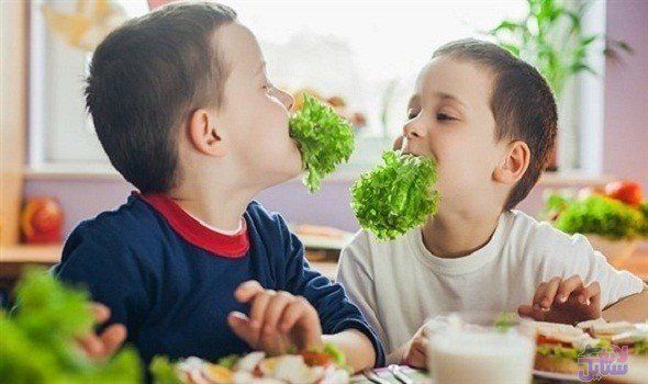10 أطعمة صحية على طفلك تناولها يومياً