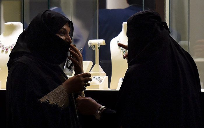 أول تعليق من موظفة الفندق السعودية بعد الاعتداء عليها