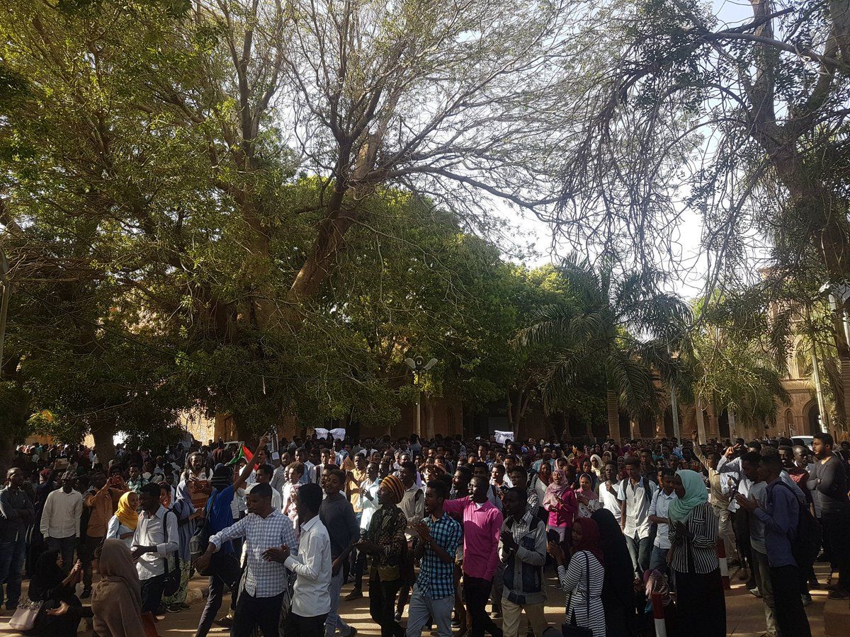 فتح الجامعات السودانية… مطالب وعقبات…