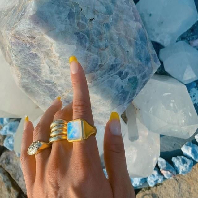 أجمل موديلات الأظافر التي ظهرت بها النجمات خلال 2019