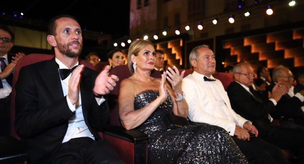 شاهدوا.. الظهور الفني الأول ليسرا بعد وفاة والدتها في مهرجان الجونه السينمائي