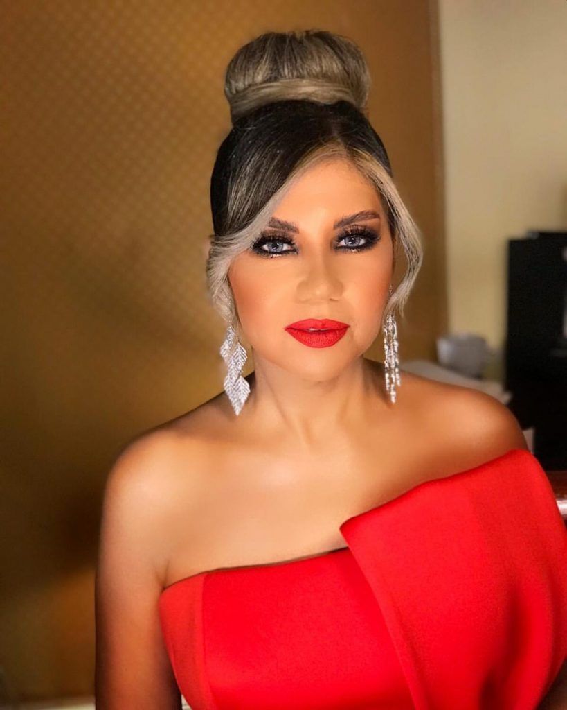 حذاء بوسي شلبي الغريب يثير الجدل في مهرجان الجونة