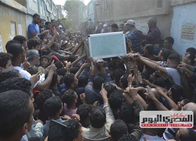 تشييع جنازة الشهيد أحمد الزيني بالدقهلية..هذا آخر ما كتبه على «فيسبوك» (صور)
