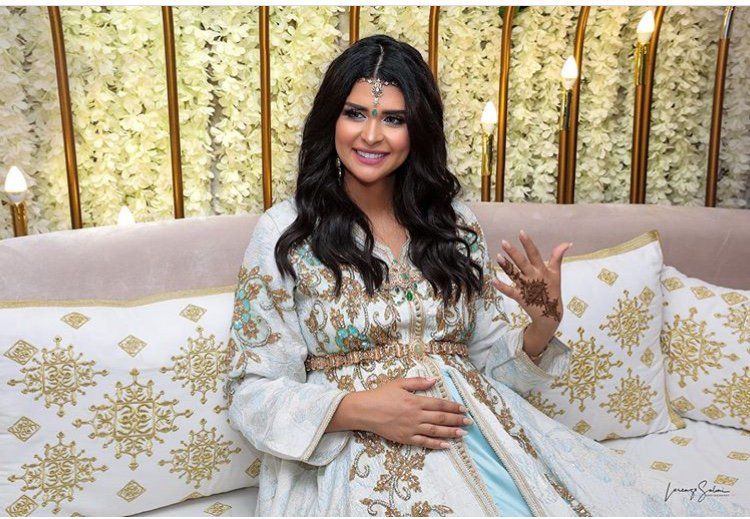 سلمى رشيد تلهمكِ قفاطين وجلابيات فخمة للحامل