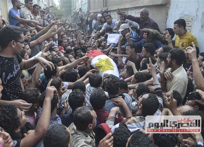تشييع جنازة الشهيد أحمد الزيني بالدقهلية..هذا آخر ما كتبه على «فيسبوك» (صور)