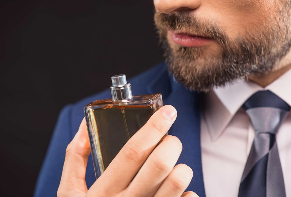 أسماء عطور رجالية فخمة.. الماركات الفرنسية سيطرت على القائمة