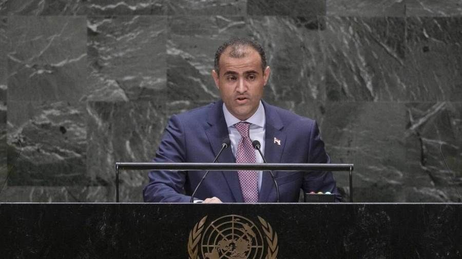 الحكومة تطالب المجتمع الدولي بالضغط على الحوثيين لإيصال المساعدات