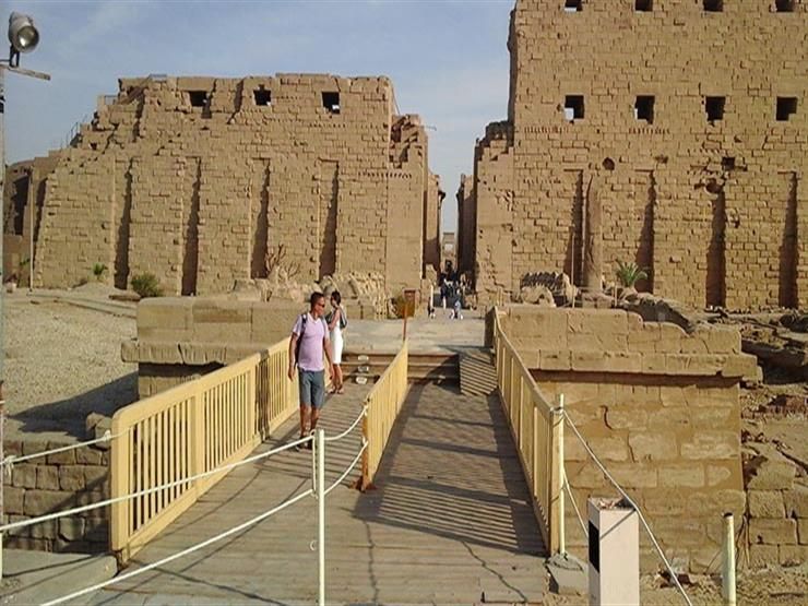 "ملابس خارجة عن الآداب".. الآثار توضح حقيقة تصوير أفلام إباحية في الكرنك