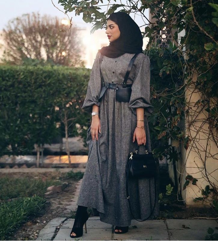 فساتين ملونة للمحجبات من وحي شهد الزهراني