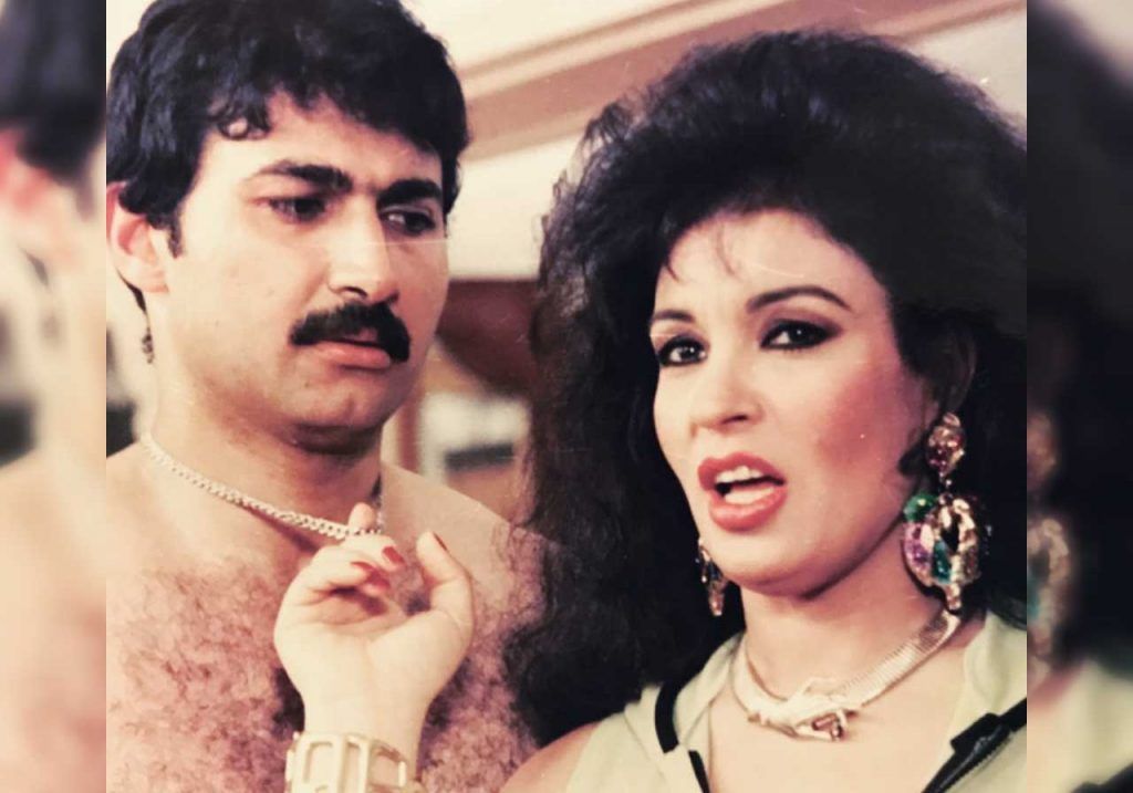 فيفي عبده تنشر صورة مثيرة مع ياسر جلال!