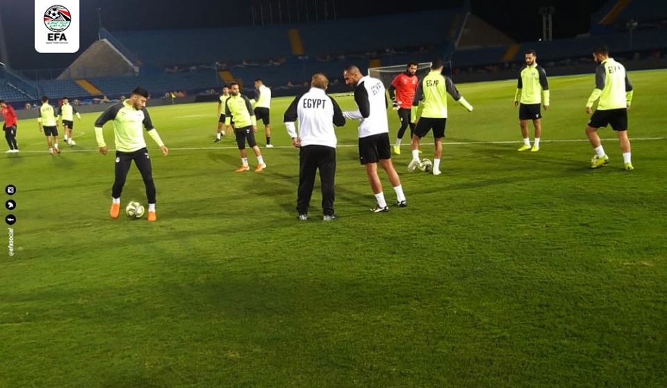 شوقى غريب يبدأ محاضرات الفيديو اعتبارا من السبت