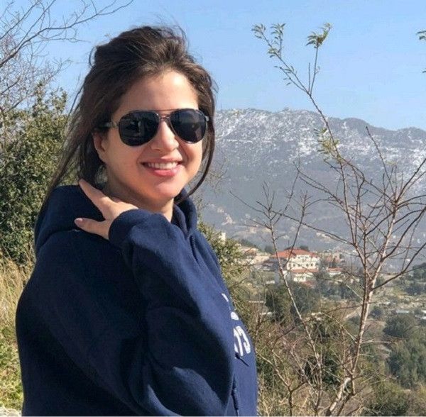 بعد خروجها من السجن.. منى فاروق تستجم في بيروت.. صورة