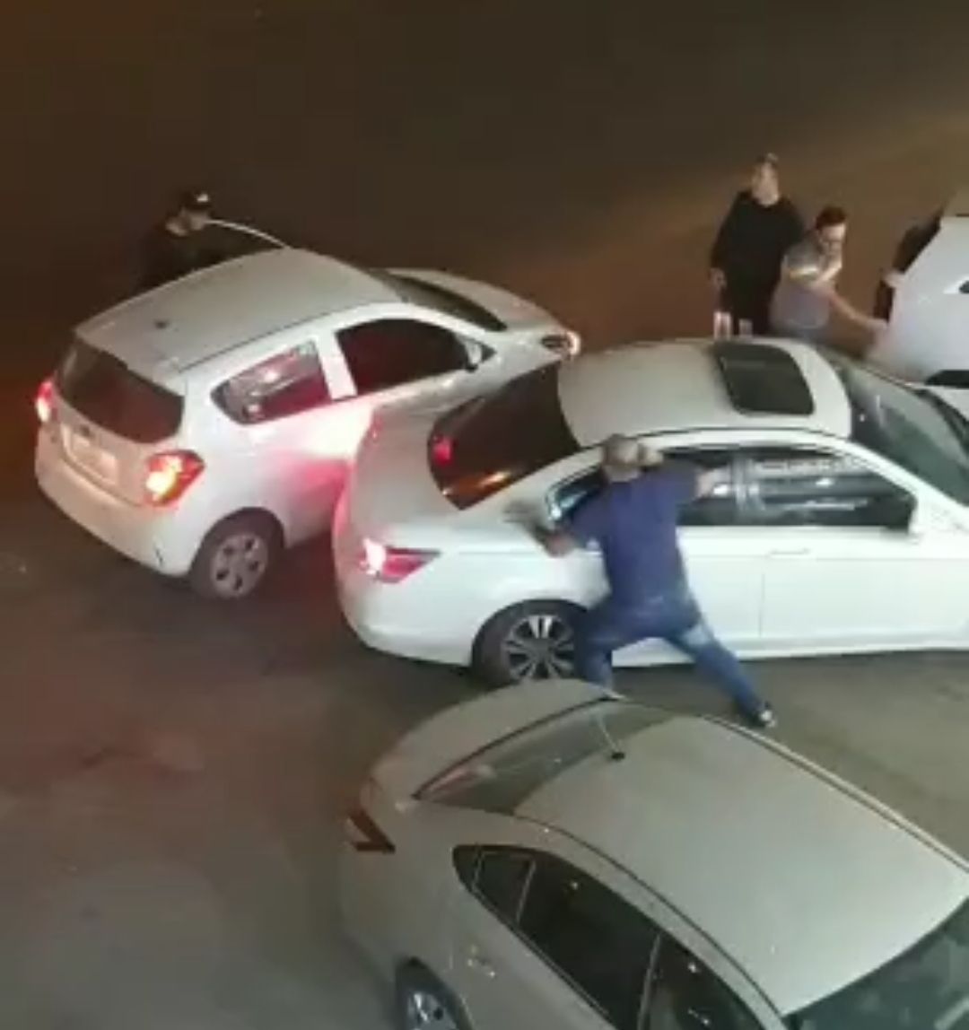 شرطـة الرياض تصدر بيانا بشأن المتورطين في سرقة جوال مندوب مرسول .. وتكشف عن جنسياتهم! #سرقه_مرسول