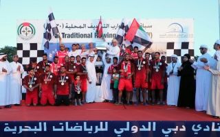 الامارات | «عمان 44» يتوج بطلاً لكأس آل مكتوم لقوارب التجديف