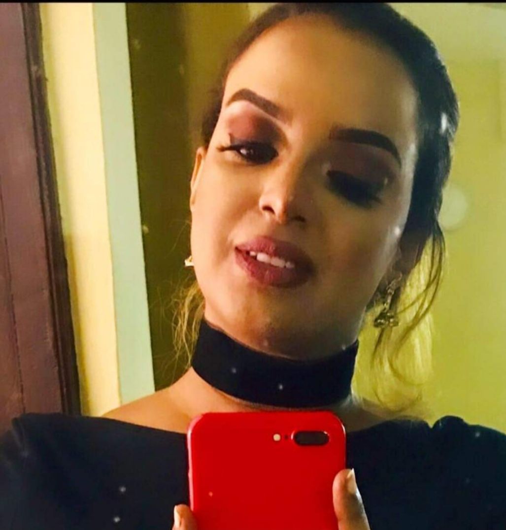 من هي دكتورة “ايناس” التي شغلت الاسافير واثارت ضجة واسعة على مواقع التواصل؟ والدها لاعب كرة قدم شهير