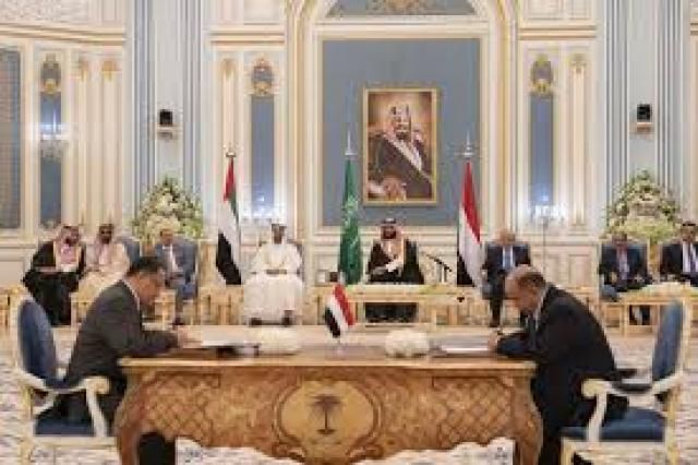 هام جدا : تطرق الى علاقة هادي والسعودية و الانتقالي تقرير استخباراتي أمريكي يطرح سيناريوهات كارثية لانهيار اتفاق الرياض