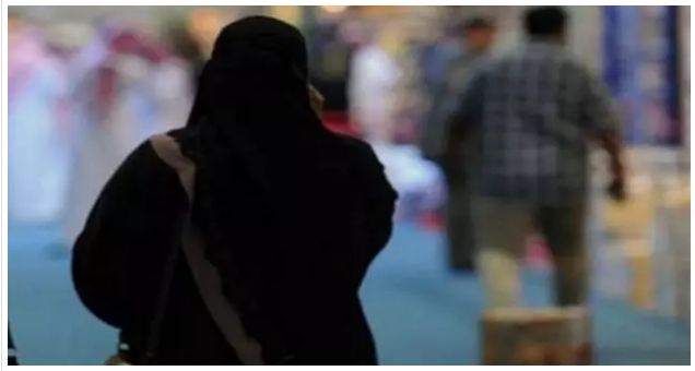 بعد رهف القنون..فتاة سعودية تصعق نساء المملكة وتشعل كل مواقع التواصل الاجتماعي بالهروب الى هذا البلد الاوروبي.. ووالدها يستغيث ويكشف هذا الامر الصادم