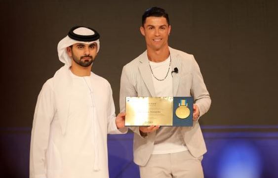 رونالدو : لست مهووسًا بتحطيم رقم بيليه