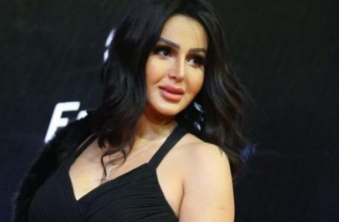 فنانة مشهورة بعرض مفاتنها دون خجل او حياء.. لكنها حذفت فيديو فاضح وهي تقوم بهذا الشيء المقزز والمحرم شرعا ( لن تصدق ماذا فعلت اثناء الرقص المثير )
