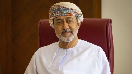 أول تحرك عملي مباشر من سلطان عمان الجديد هيثم بن طارق لإنهاء الحرب في اليمن