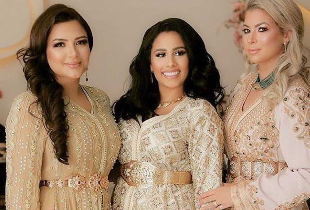 قفطان مغربي أبيض وذهبي فخم