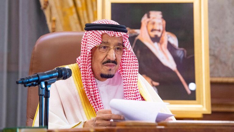 هل تذكرون "الصحاف" وزير الاعلام في نظام صدام حسين الذي كان يصف الامريكان "بالعلوج" .. هاهو اليوم يظهر في بغداد .. ولكن بوجه جديد ومفاجأة غير متوقعة ..(صور)