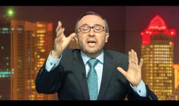 عاجـــل : فيصل القاسم يفاجئ السوريين ويكشف سرا خطير عن "أسماء الاسد" ..(صور)