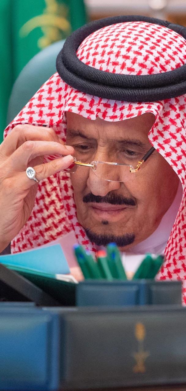 هل تعلم ماهو مكتوب على خاتم الملك سلمان ؟؟