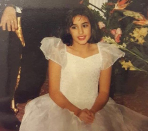 هل تخيلتم كيف كان شكل الفنانة ياسمين صبري قبل عشرين سنة .. لن تصدقو عند مشاهدتكم هذة الصورة !!