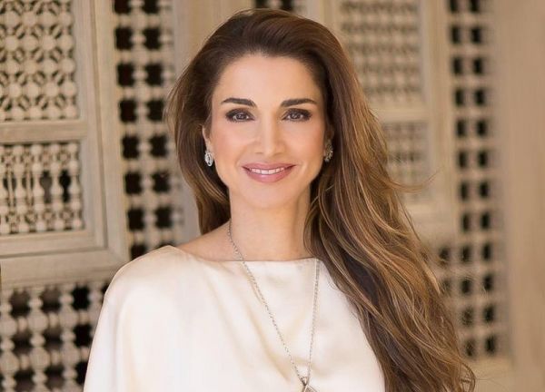 ما هي المهن السابقة لزوجات ملوك ورؤساء دول العالم؟