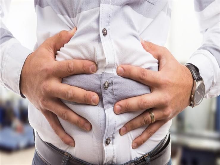 "بداية من طريقة النوم لأكل الموز".. 15 طريقة تساعدك على التخلص من الانتفاخ