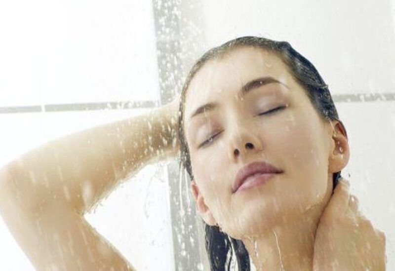 عادة خطيرة تمارسها النساء أثناء الاستحمام