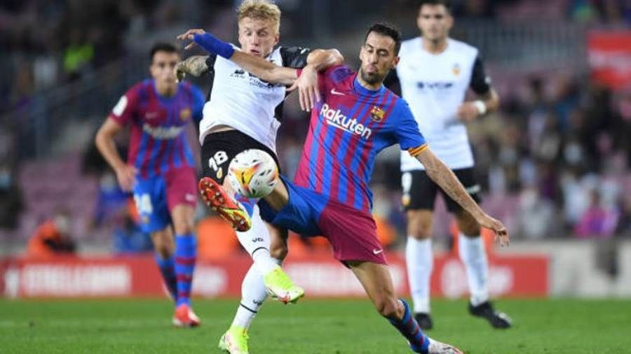 تعرف على موعد مباراة فالنسيا وبرشلونة في الدوري الإسباني