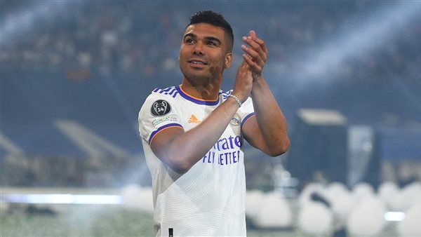 كاسيميرو يودع ريال مدريد.. والوجهة "أولد ترافورد"