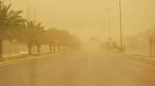أمطار وبرد وسيول على جدة حتى الـ 10 صباحًا