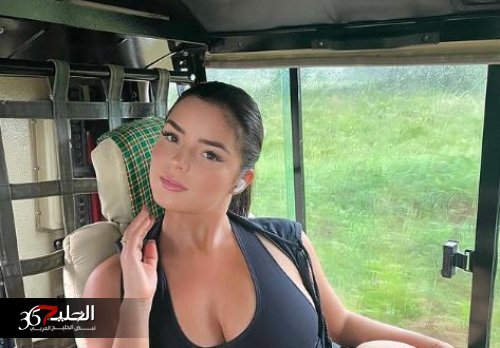 نميمة الفن: العارضة الأكثر إثارة الصاروخ ديمي روز تخطف الأنظار بـ"الأسود" وصدرها العاري .. اتفرج