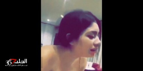 فيديو فاضح .. شاهد الصاروخ انجي خوري عــارية على السرير مع فنان عربي شهير