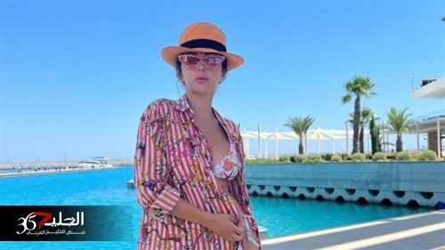 شاهد .. مريام فارس تفتح الكاش مايوه وتكشف للجمهور ملابسها الداخلية والجمهور: ما تستحي