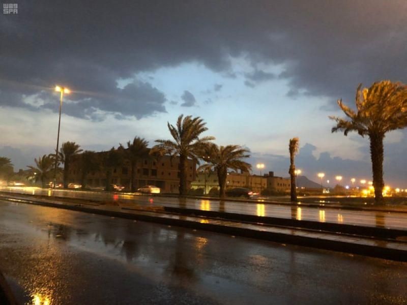 الأرصاد تنبه سكان المدينة المنورة من أمطار رعدية
