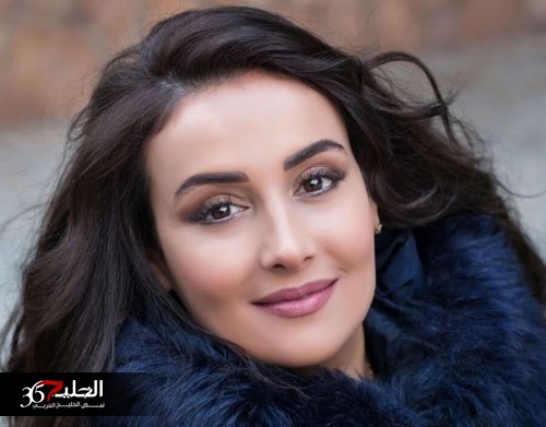 بطلة مسلسل باب الحارة تخلع لباسها الداخلي وتتراقص على أغنية أجنبية بشكل خادش.. اتفرج (فيديو مسرّب)
