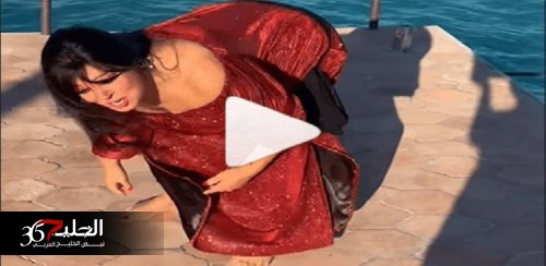 فستان فيفي عبده يضعها في موقف محرج أثناء وصلة رقص بلدي .. شاهد الان