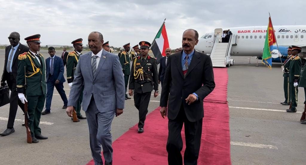 شاهد بالفيديو .. ياسر العطا يشكر الرئيس الأريتري أفورقي لمواقفه القوية مع السودان