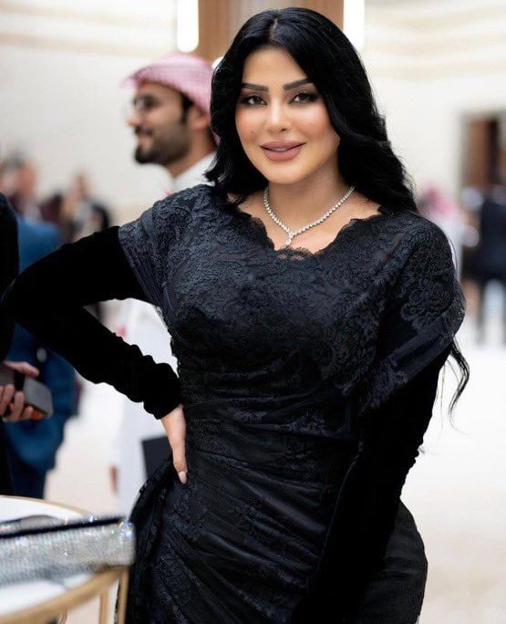 بالصور والفيديو: ريم عبدالله تخطف الأنظار خلال مشاركتها في مهرجان البحر الأحمر السينمائي بجدة