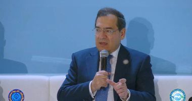 موجز الاقتصاد: اتفاقات بترولية جديدة لجذب الاستثمارات الأجنبية