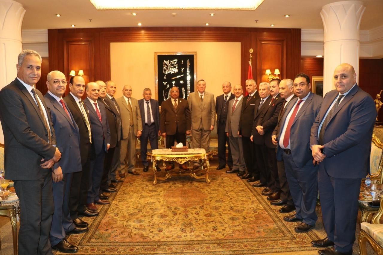 رئيسا قضايا الدولة والمحكمة الدستورية يبحثان سبل التعاون لتحقيق العدالة الناجزة