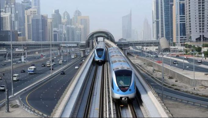 الامارات | أكثر من مليوني راكب استخدموا المواصلات العامة في ليلة رأس السنة